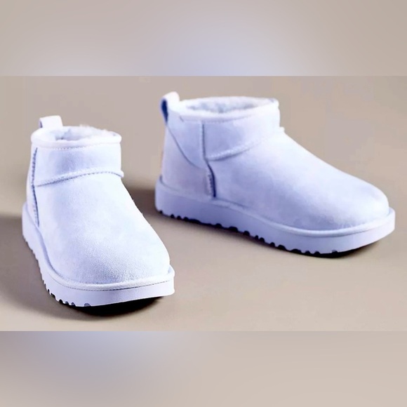 UGG Classic Womens Ultra Mini Boots Size 9 in Lavender Fog - Picture 3 of 8
